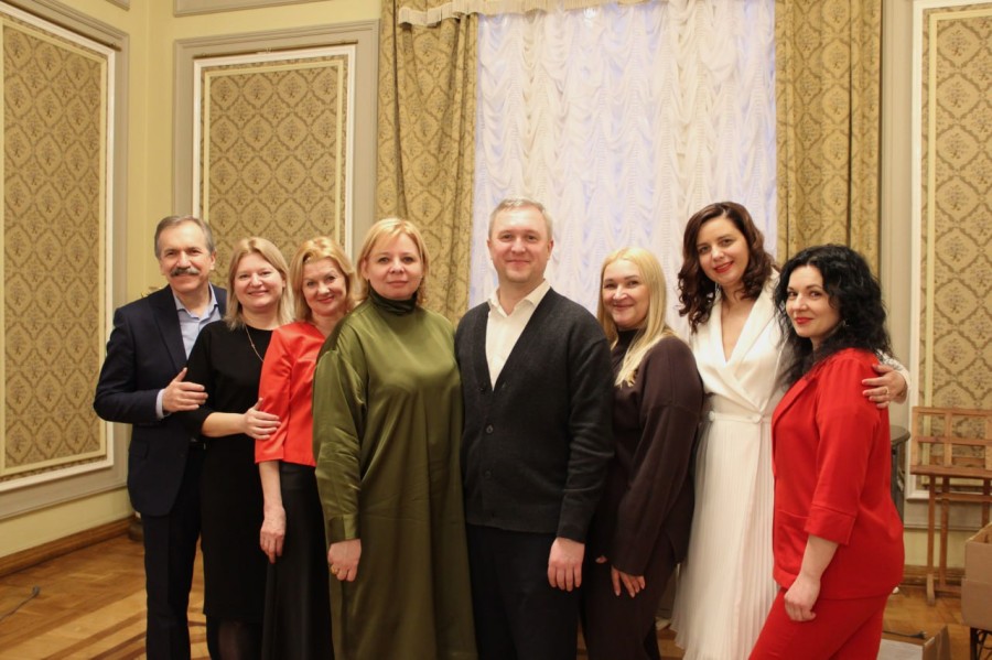Вітаємо з Міжнародним жіночим днем!